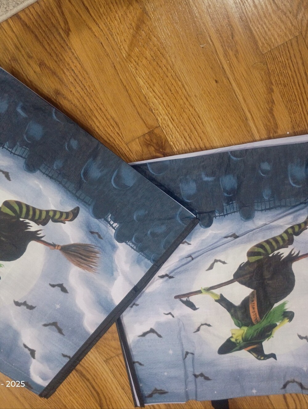 TJ Maxx Flying Witch Reusable Shopping Tote Bag 1 - Picture 2 of 3
